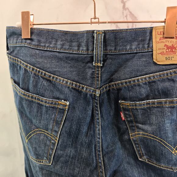 Levis Shorts Mens 34 511 10 Inch Bermuda Button Fly Dark Wash Cuffed - Picture 7 of 11